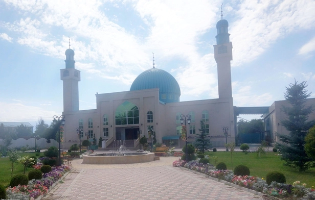 Bakay Central Mosque