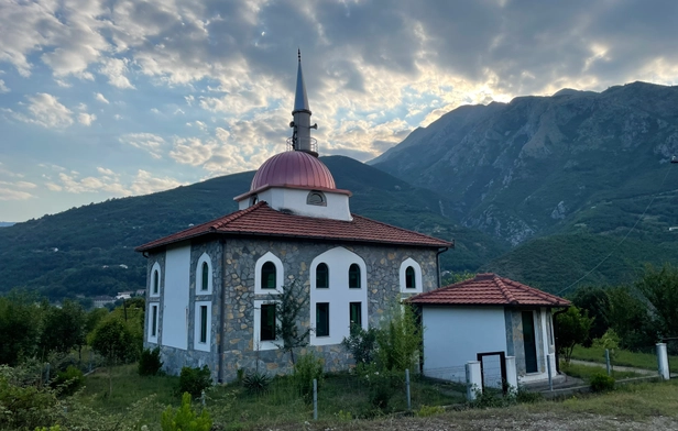 Dushaj Mosque