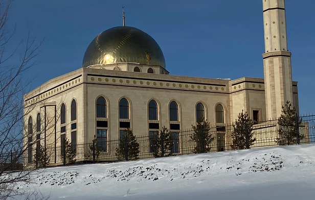 Kamze Mosque