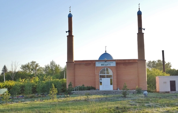 Shortandinsky District Mosque