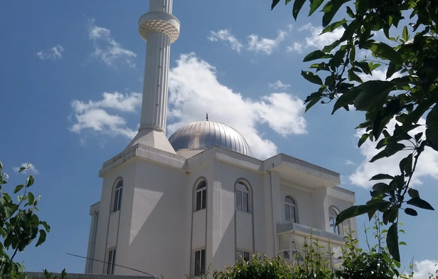 Kordhoca Mosque