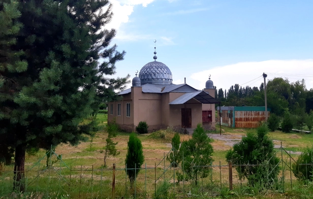 Son-Tash Mosque