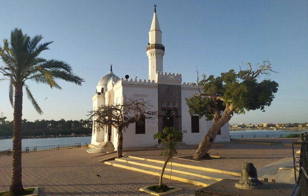 Masjid Abu Mandur