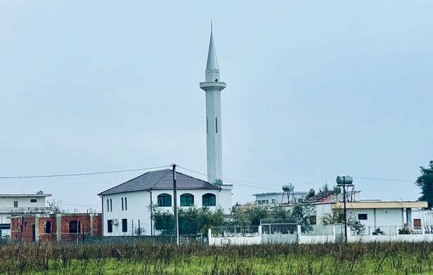 Sheh Albani Mosque