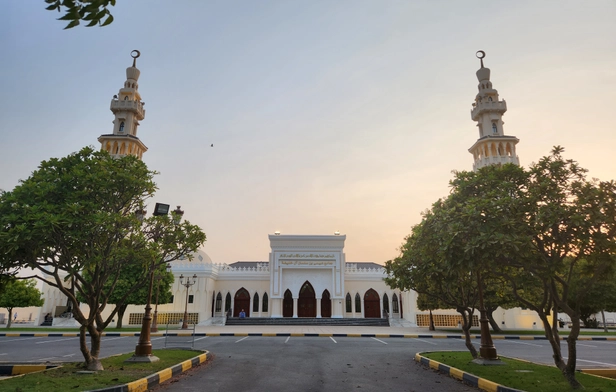 Sheikh Issa Mosque