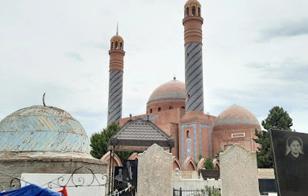 Hidayat and Zarnishan Abdullayev Mosque