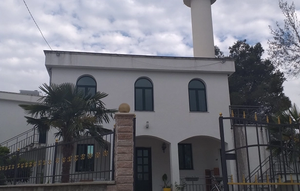 Cete Mosque (Ebu Bekr Mosque)