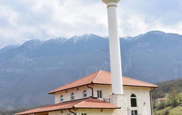 Bushat Mosque