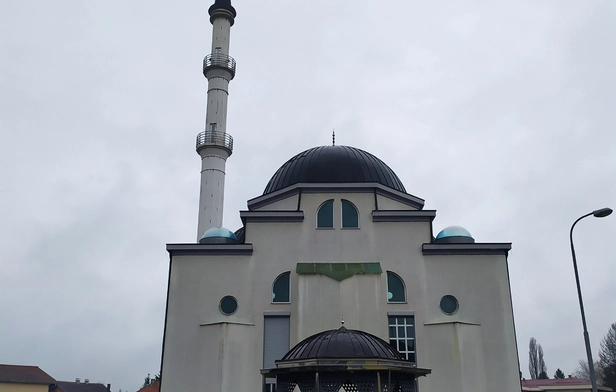 Tekija Mosque