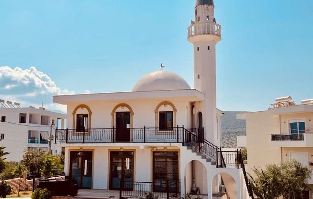 Ksamil Mosque