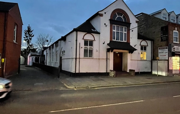 Molesey Islamic Cultural Center