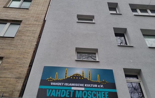 Vahdet Mosque Center for Research and Culture of Islam